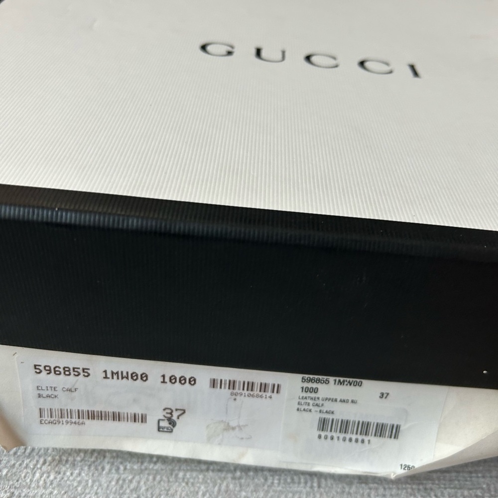 Gucci boots with box, dust bags, shopping bag. - Picture 7 of 8